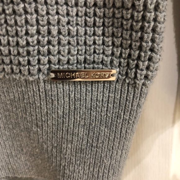 Michael Kors V Neck Slouchy Sweater - Picture 6 of 13